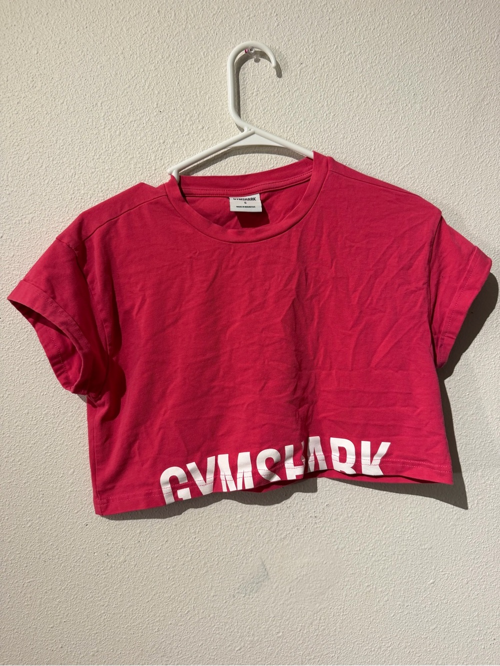 Gymshark Hot Pink Cropped Logo T-Shirt